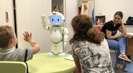 QT robot being used in education setting.